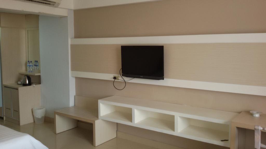 Hotel Sandjaja Palembang Kültér fotó