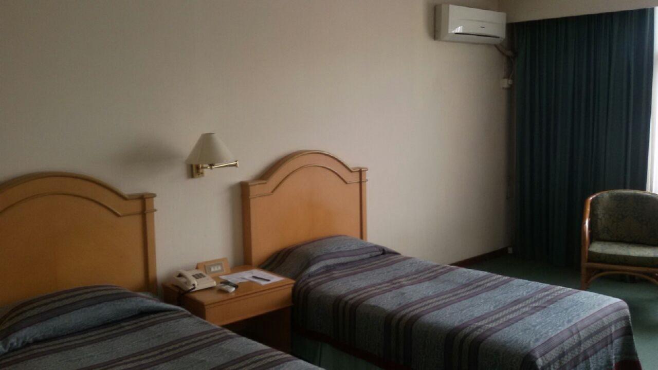 Hotel Sandjaja Palembang Kültér fotó